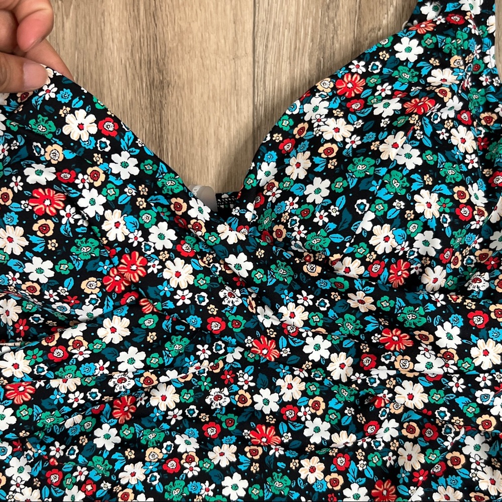 Lands’ End 2 pc Tankini Swimsuit - Picture 10 of 16